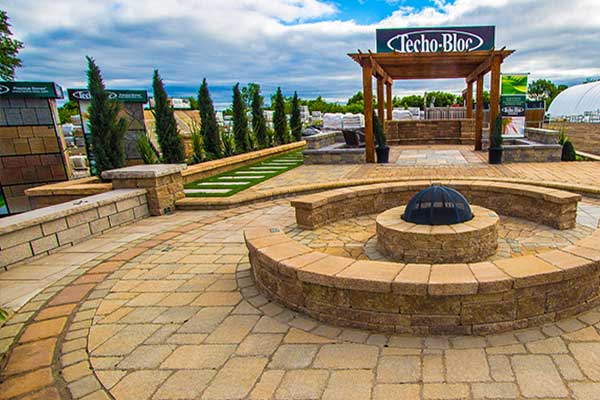 Visit the product displays at the Olsen outdoor showroom Visit the product displays at the Olsen outdoor showroom